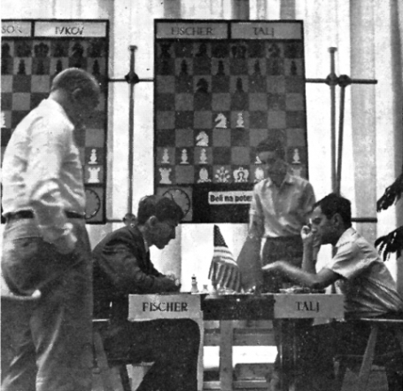 Najdorf watching a Fischer versus. Tal game